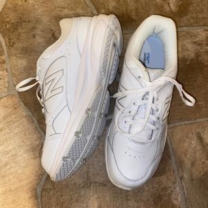 New Balance White Comfort with OrthaLite Sneakers, Size 6.5